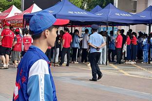 芬奇：末节让对手得到37分太多了 我们要把这个数字限制到30以下